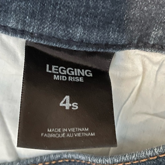 Express Women’s Mid Rise Jegging Size 4S - Picture 3 of 4